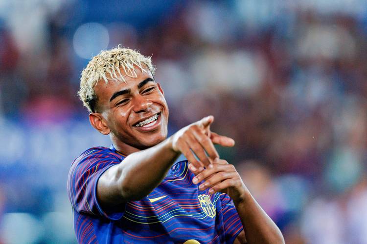 埃迪·豪：双方都没多少机会，胜负最终由一粒诡异进球决定（埃迪·豪：两队机会寥寥，离奇一球定胜负）