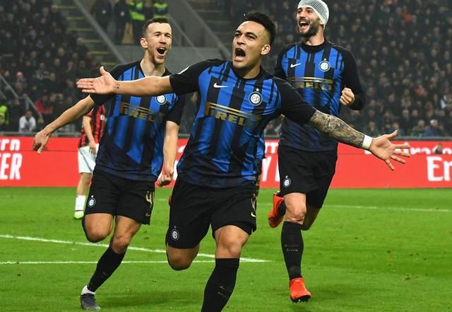 法尔克：拜仁不大可能续约格雷茨卡，尤文、那不勒斯等队有意（法尔克：拜仁续约格雷茨卡希望渺茫，尤文与那不勒斯等队有意引进）