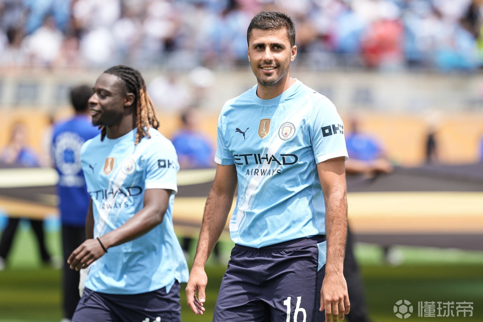 哈兰德晒与索尔斯克亚合照：知识！（哈兰德分享与索尔斯克亚合影：知识点！）