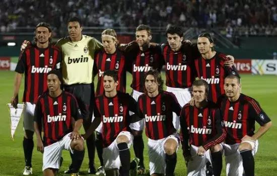 就是不怵枪手！埃梅里带队10次面对阿森纳，4胜4平2负