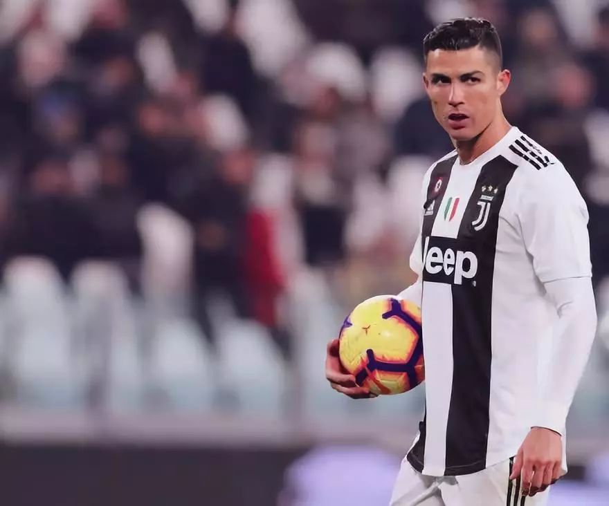 欧冠联赛阶段第5轮 利物浦 1-4 PSV埃因霍温（欧冠小组赛第5轮：利物浦1-4不敌PSV埃因霍温）