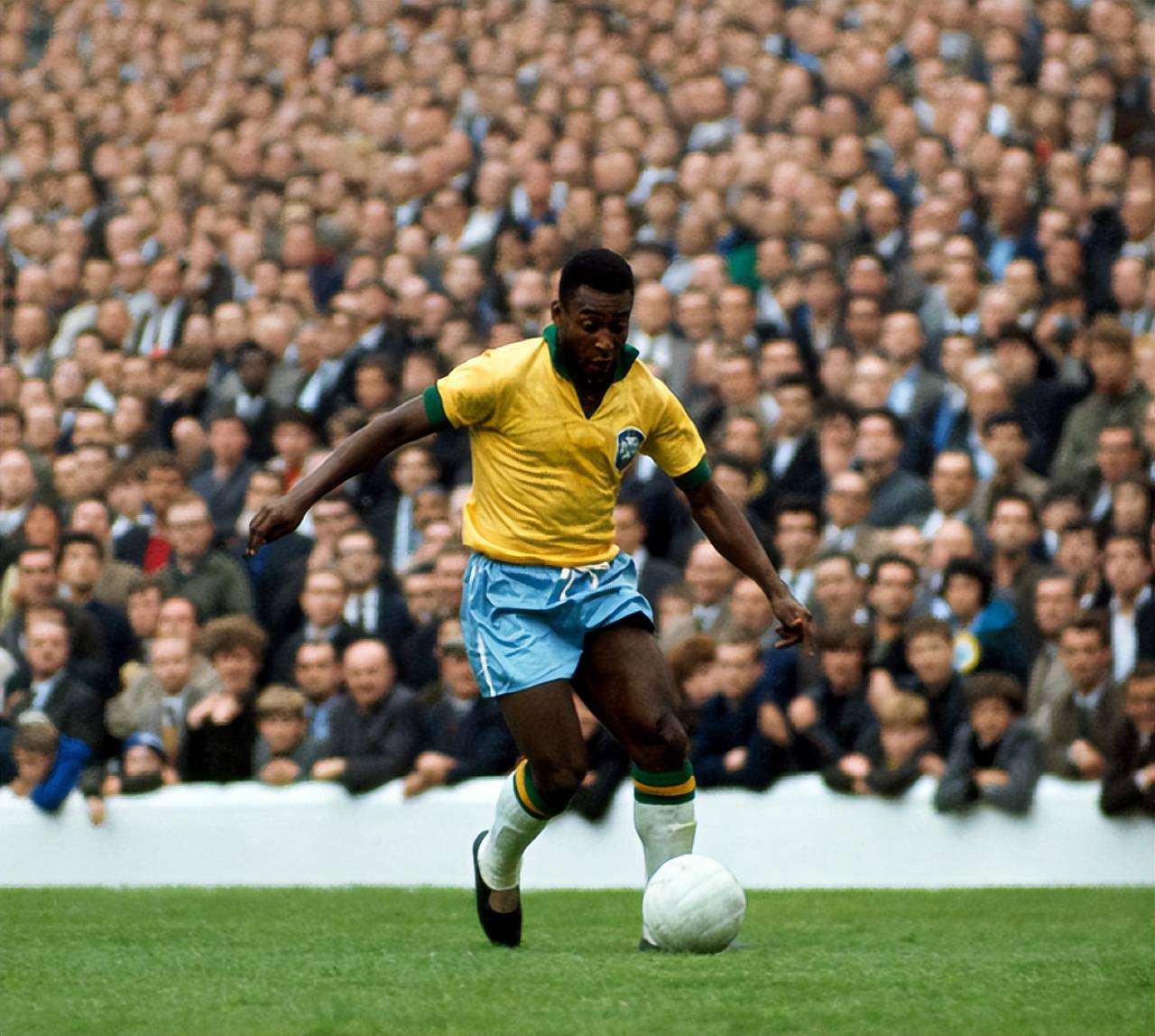 3年蛰伏，1个悬念：郑钦文的2026能否上演王者归来？