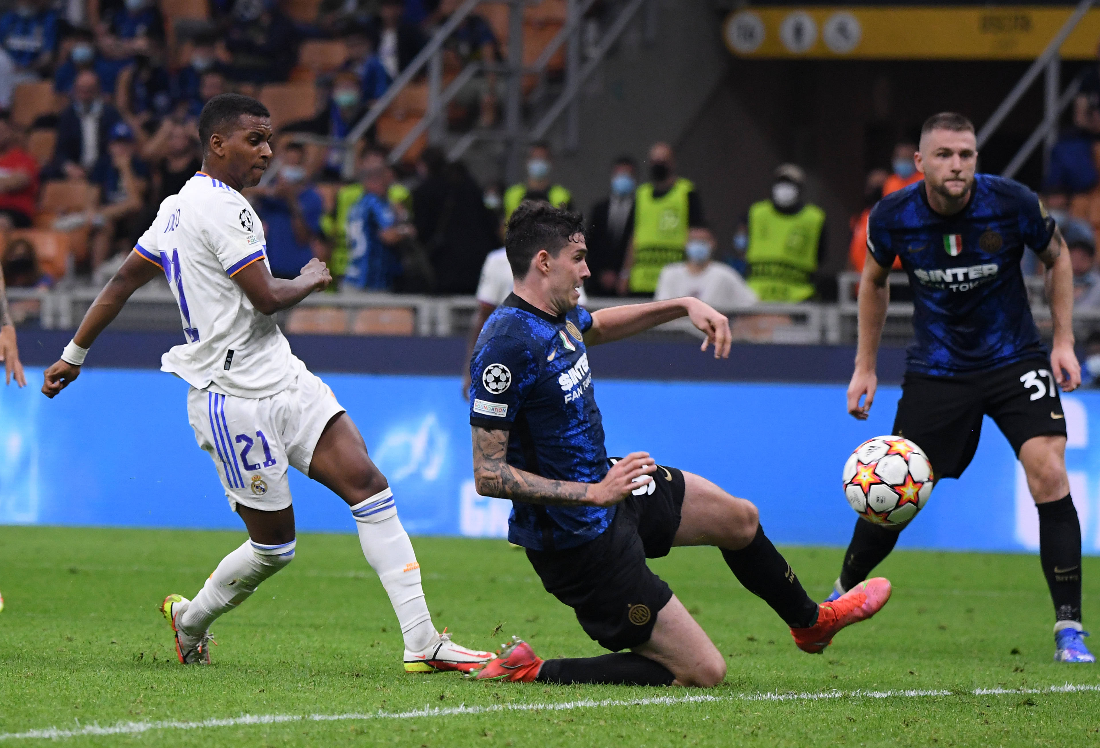 梦幻联动？GTA新作发售年曼联都夺得了联赛冠军