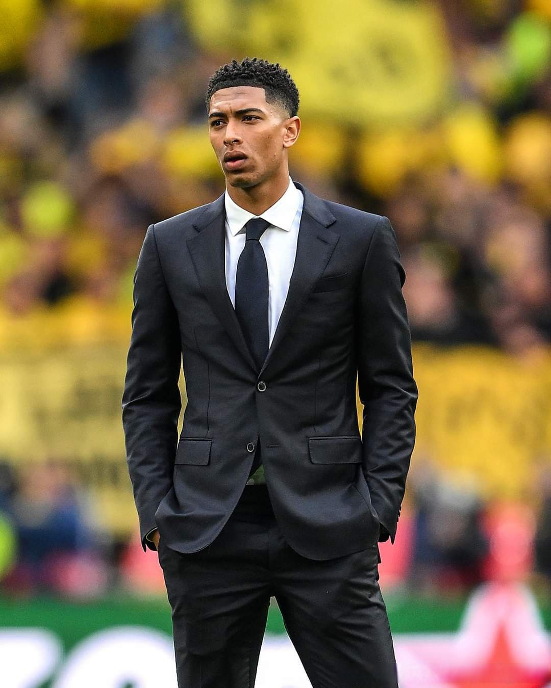 内维尔：顶级联赛中输球是正常现象，阿森纳不应因此慌乱